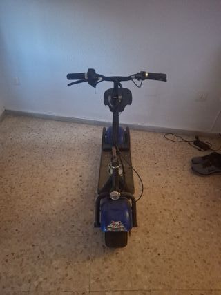 Patinete Eléctrico con Asiento