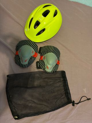 Casco y protecciones infantiles