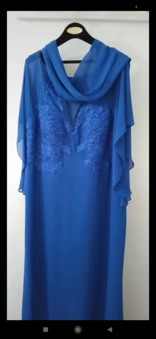 Abito da cerimonia blu con pizzo