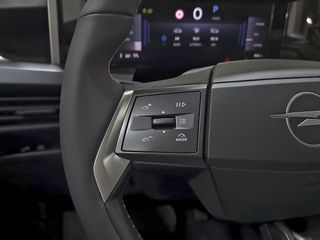 Opel Frontera 1.2T XHT Hybrid eDCT6 100kW GS