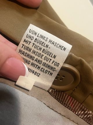 Trench impermeabile beige