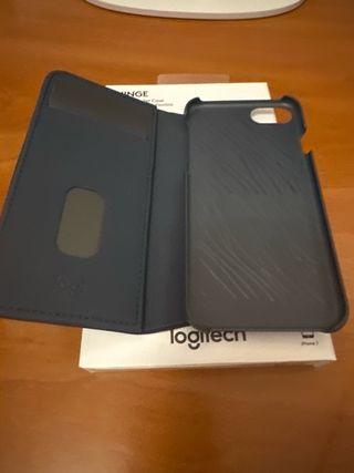 Funda iPhone 7 Logitech Hinge Tarjetero