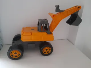 Excavadora correpasillos 50cm grúa pala