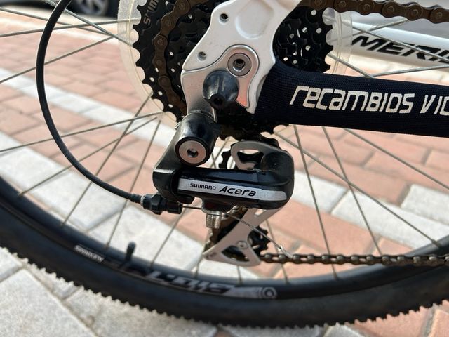 Bicicleta Mérida Big Seven 20 como nueva. Sin uso