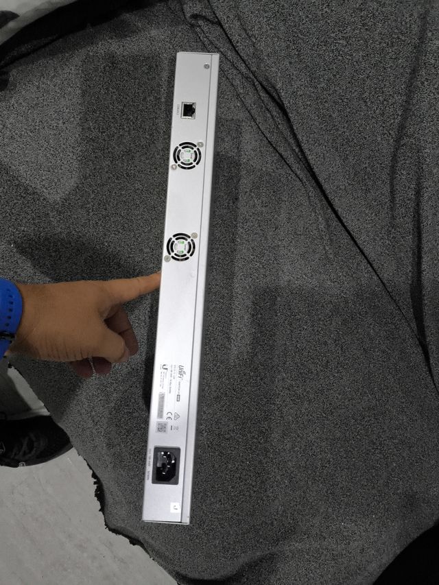 Unifi Switch 16 PoE Gigabit 24/48V