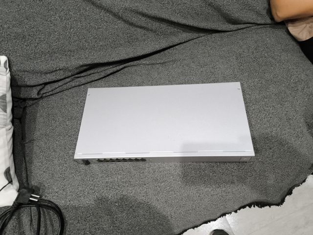 Unifi Switch 16 PoE Gigabit 24/48V