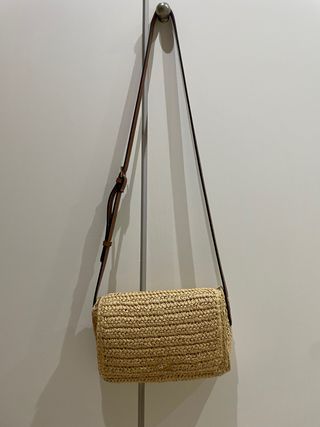 Bolso de rafia beige