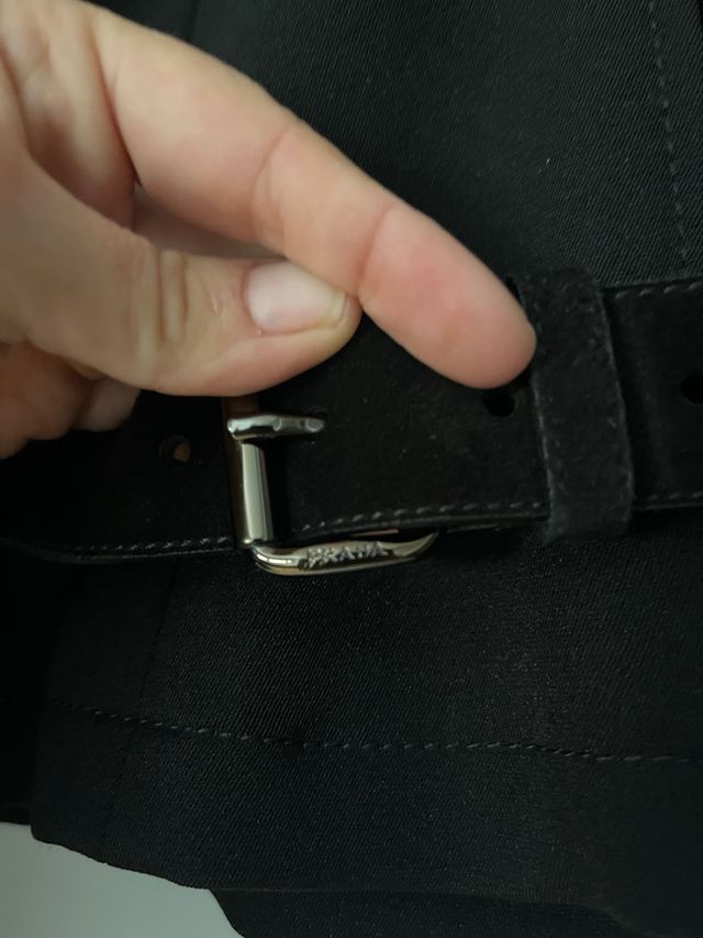 Chaqueta Prada corta negra