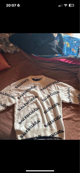 Maglione Balenciaga Beige e Nero