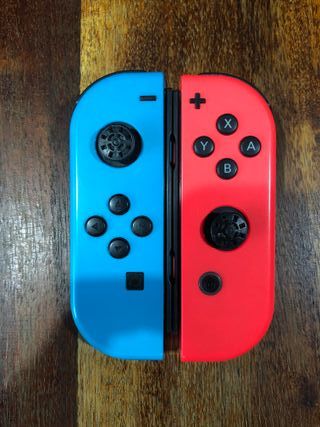 2 coppie Joy-Con switch originali leggere 