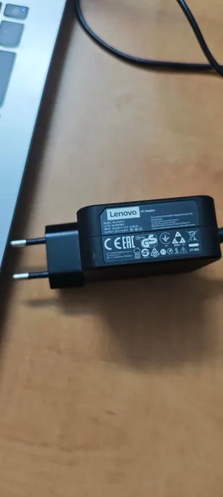 Computer portatile Lenovo Ideapad 330 nero/blu