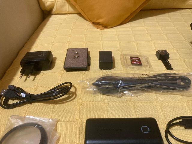 Accesorios para videocámara Amazon Basics