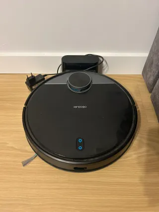 Robot Aspirador y friegasuelos Conga 3590