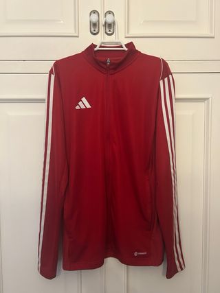 Chaqueta deportiva Adidas roja