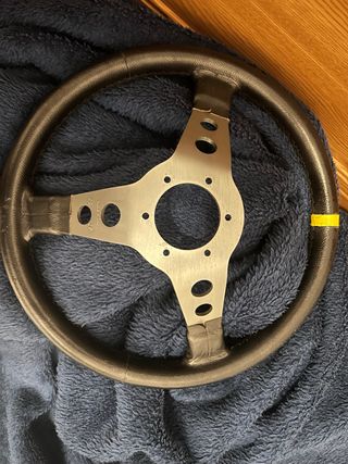 Volante desplazado GTZ Racing Italiano