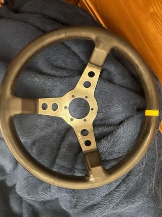 Volante desplazado GTZ Racing Italiano