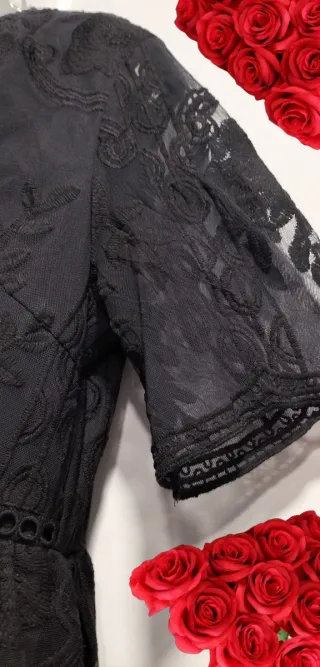 Vestido de encaje negro 
