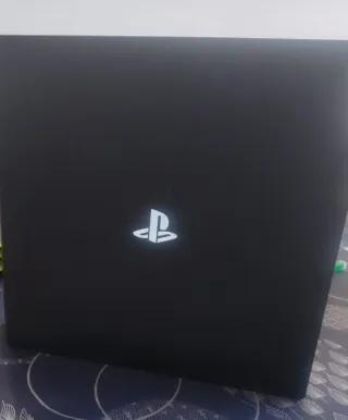 Ps4 Pro 9.00 Negra + Accesorios