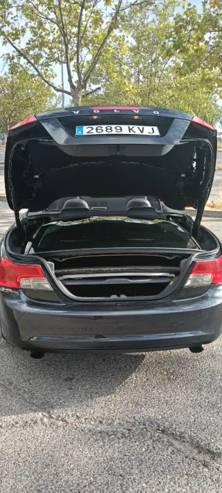 Volvo C70 2011