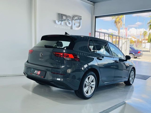 Volkswagen Golf 8 2.0 TDI 115 CV