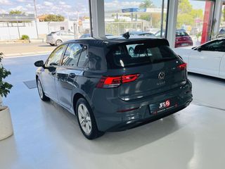 Volkswagen Golf 8 2.0 TDI 115 CV 