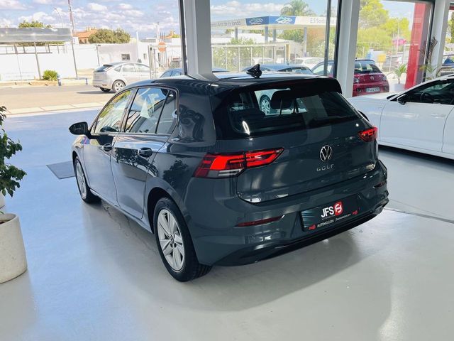 Volkswagen Golf 8 2.0 TDI 115 CV