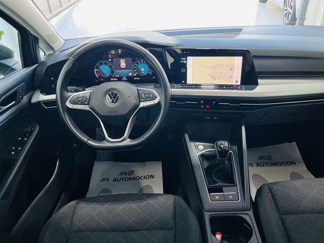 Volkswagen Golf 8 2.0 TDI 115 CV