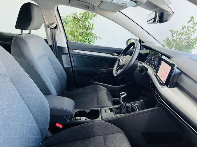 Volkswagen Golf 8 2.0 TDI 115 CV