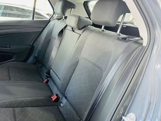 Volkswagen Golf 8 2.0 TDI 115 CV 