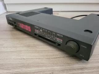 Radio Despertador Amstrad CT-1.