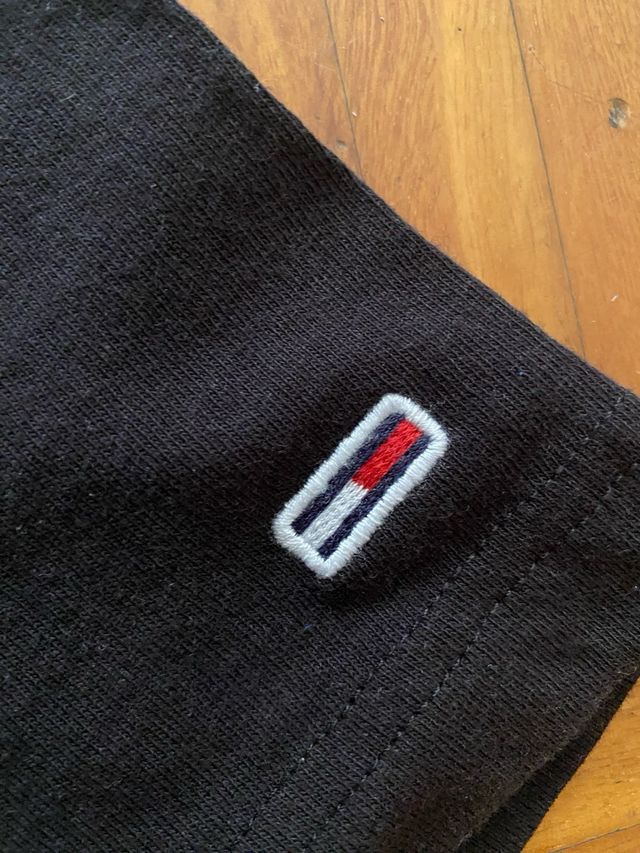 Camiseta Tommy Hilfiger Jeans New York City Negra