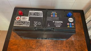 Batería Varta AGM 105Ah 580A
