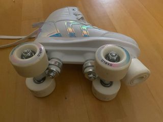 Patines artísticos infantiles blancos