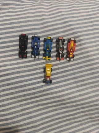 Set di 7 macchinine giocattolo
