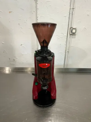 Molinillo de café Templo rojo
