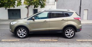 Ford Kuga 2.0 Tdci 163 cv 4x4 Titanium