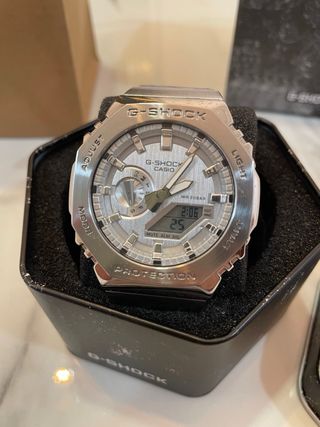 Reloj Casio G-Shock Metálico Plata/Blanco