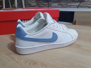 Nike Court Royale2  -T38.5
