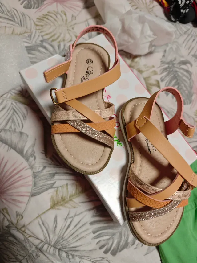 Sandalias niña naranjas talla 25