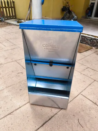 Comedero metálico COPELE para perros/gatos