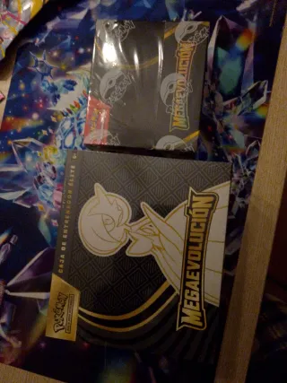 Pack Megaevolución Pokémon: ETB + Display Sobres