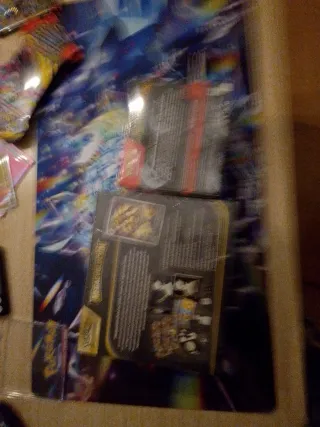 Pack Megaevolución Pokémon: ETB + Display Sobres