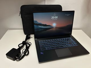 MSI Modern 15 A11MU-60XES Portátil Fino Elegante