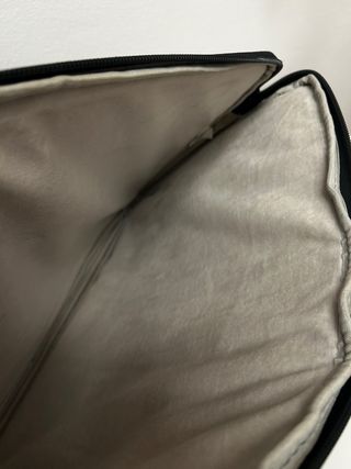 MSI Modern 15 A11MU-60XES Portátil Fino Elegante