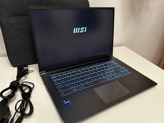 MSI Modern 15 A11MU-60XES Portátil Fino Elegante