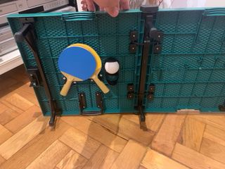 Mini mesa de ping pong plegable