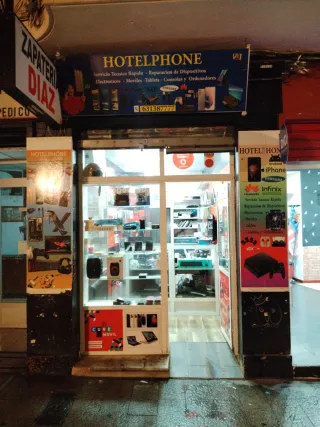 Traspaso con local comercial de reparación móviles