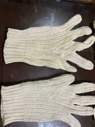 Guantes de tela hechos a mano