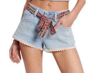 Talla XXS. Short vaquero con puntilla SUPERDRY