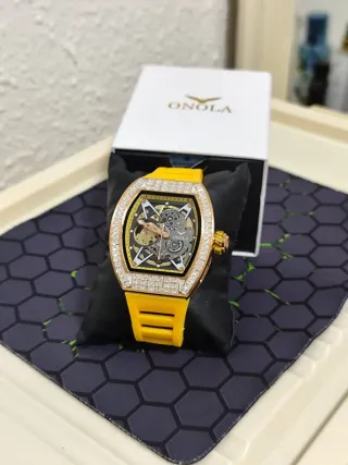 Reloj ONOLA Automático Dorado y Amarillo